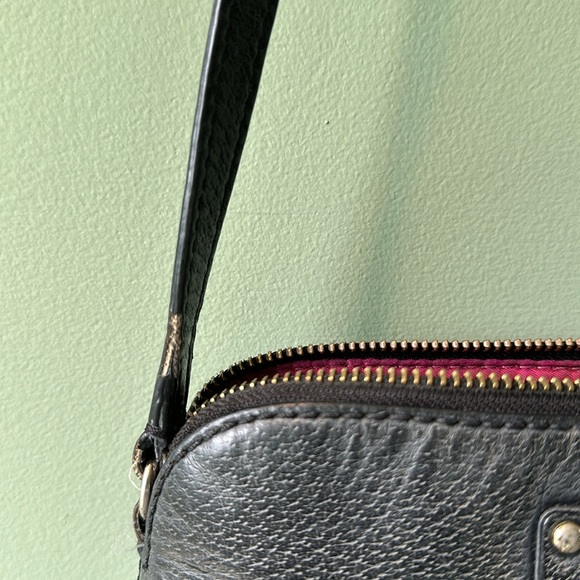 Small Kate Spade Cross Body - Picture 4 of 7
